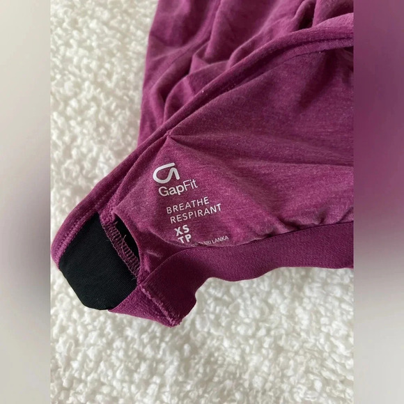 Gap Fit Breathe Racerback Strappy Tank - Size XS - Picture 3 of 4